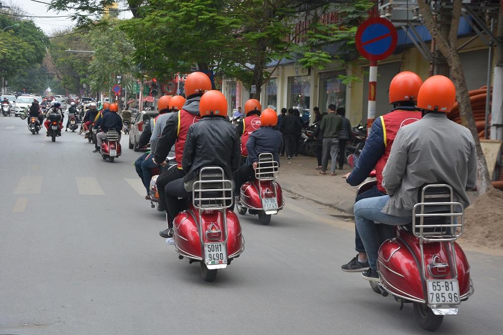 Hanoi Countryside Vespa Tour : Red River Delta & Co Loa Ancient Citadel