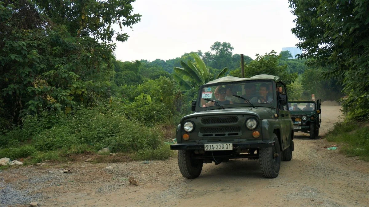 Hanoi Jeep Tours Led By Women: Hanoi City Jeep Tours By Vietnam People’s Army Legend Jeep