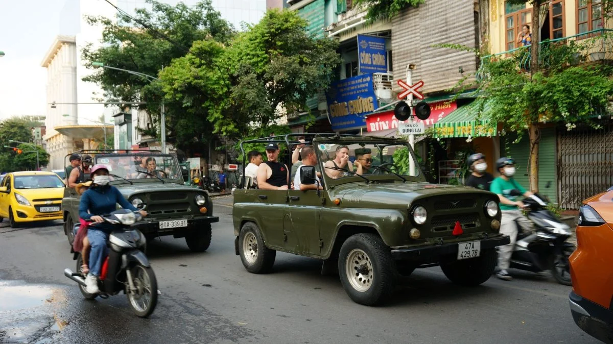 Hanoi Jeep Tours Led By Women: Hanoi City Jeep Tours By Vietnam People’s Army Legend Jeep