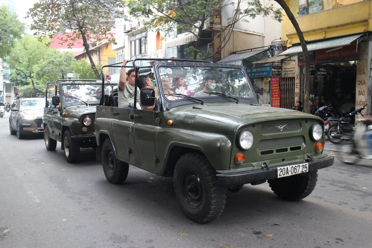 Hanoi Jeep Tours Led By Women: Hanoi City Jeep Tours By Vietnam People’s Army Legend Jeep