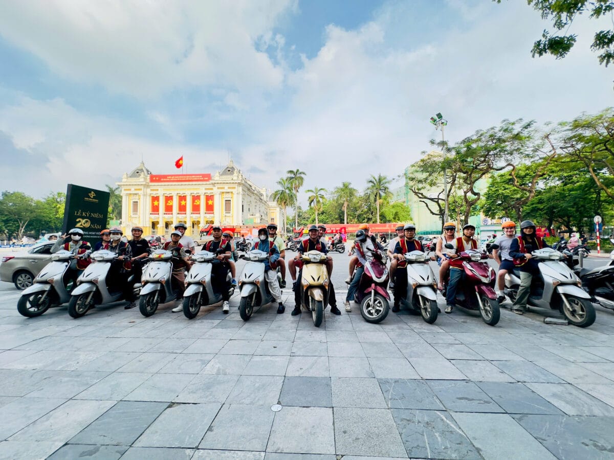Hanoi Food Tours: Hanoi By Night Foodie Motorbike Tour  Led By Women