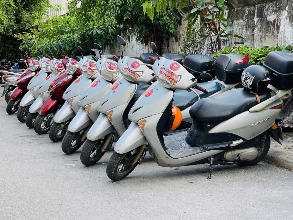 Hanoi Food Tours: Hanoi By Night Foodie Motorbike Tour  Led By Women