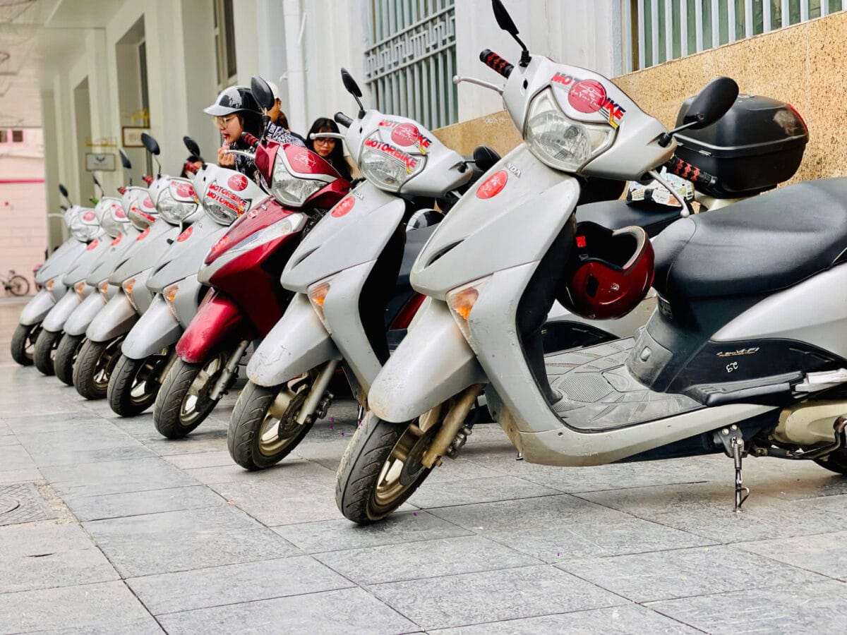 Hanoi Food Tours: Hanoi By Night Foodie Motorbike Tour  Led By Women