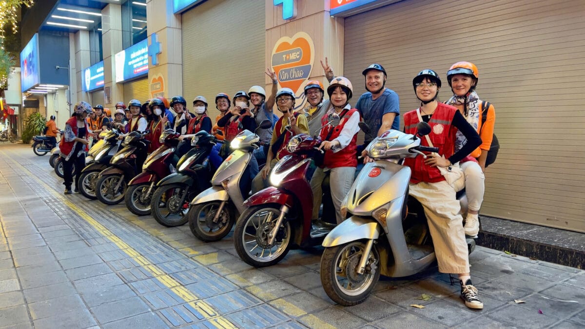 Hanoi Food Tours: Hanoi By Night Foodie Motorbike Tour  Led By Women