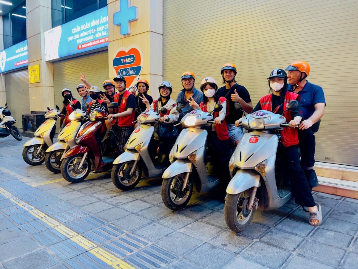 Hanoi Food Tours: Hanoi By Night Foodie Motorbike Tour  Led By Women