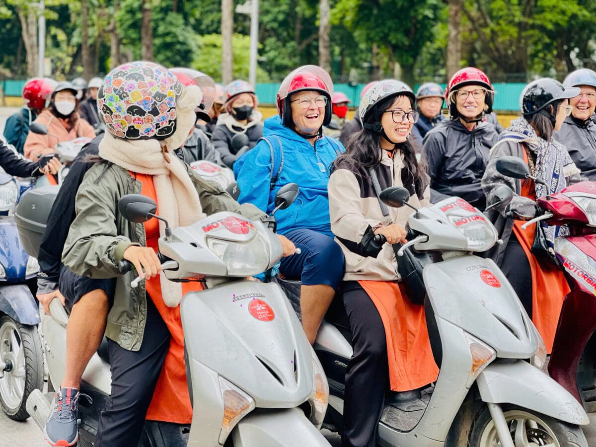 Hanoi Food Tours: Hanoi By Night Foodie Motorbike Tour  Led By Women