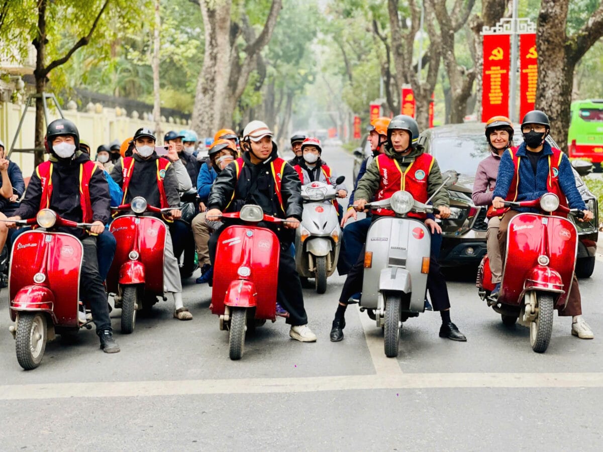 Hanoi Countryside Vespa Tour : Red River Delta & Co Loa Ancient Citadel