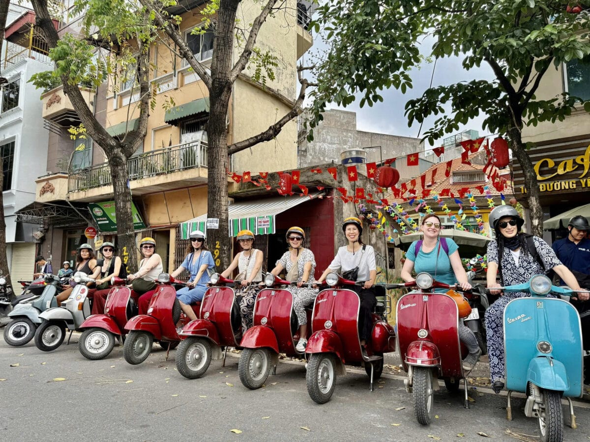 Hanoi Countryside Vespa Tour : Red River Delta & Co Loa Ancient Citadel