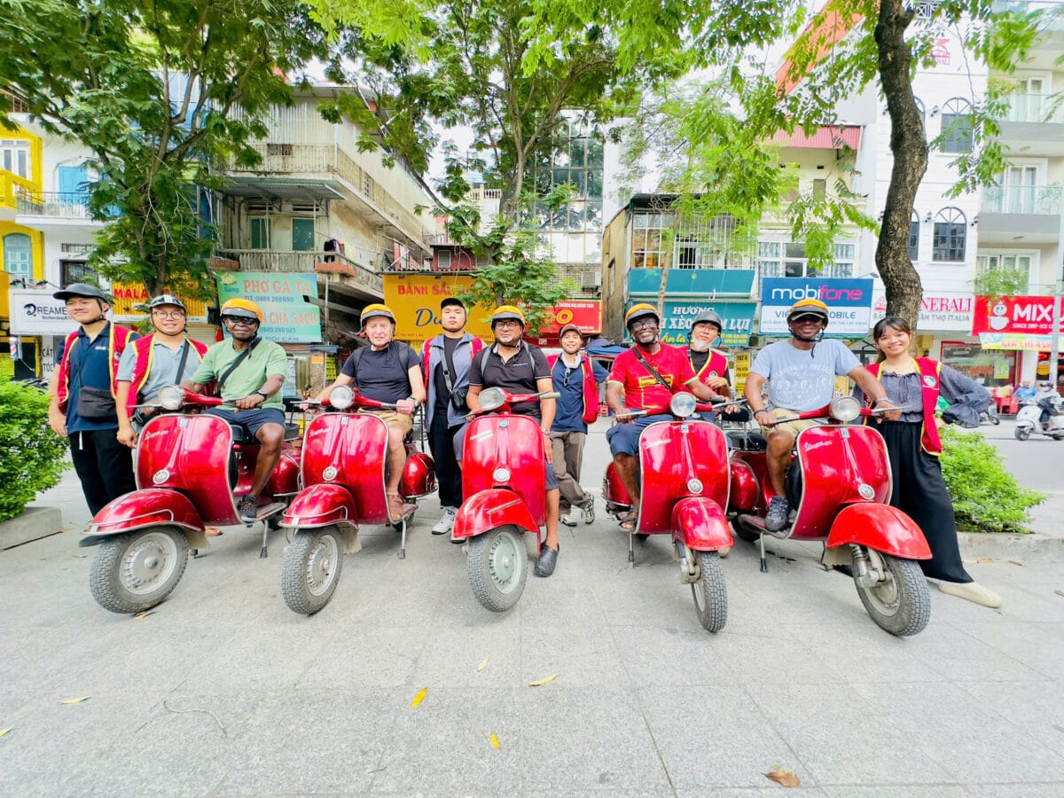 Hanoi Countryside Vespa Tour : Red River Delta & Co Loa Ancient Citadel