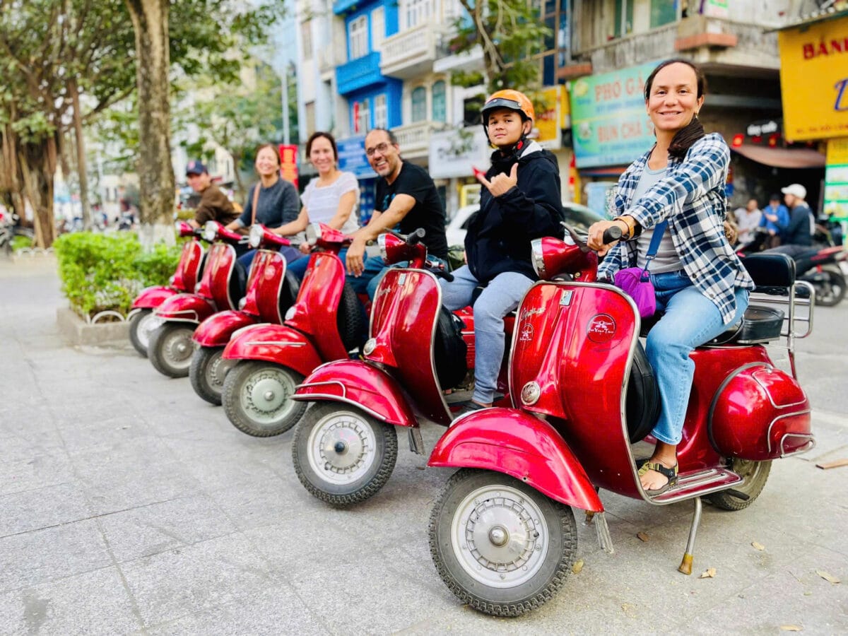 Hanoi Countryside Vespa Tour : Red River Delta & Co Loa Ancient Citadel