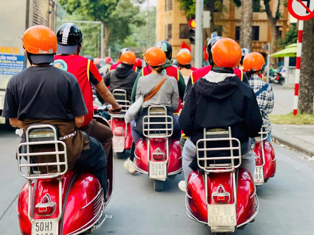 Hanoi Countryside Vespa Tour : Red River Delta & Co Loa Ancient Citadel
