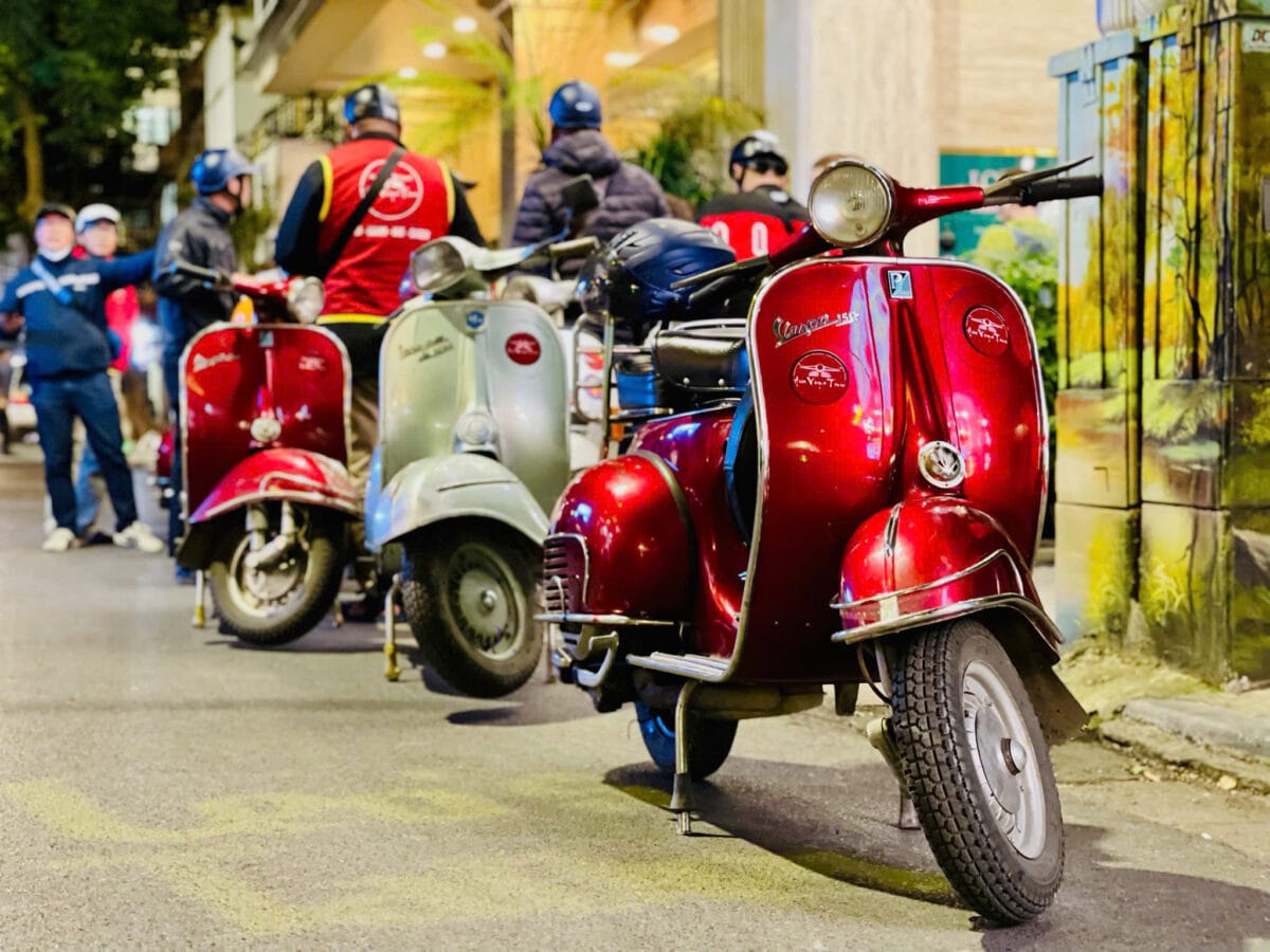 Hanoi Countryside Vespa Tour : Red River Delta & Co Loa Ancient Citadel