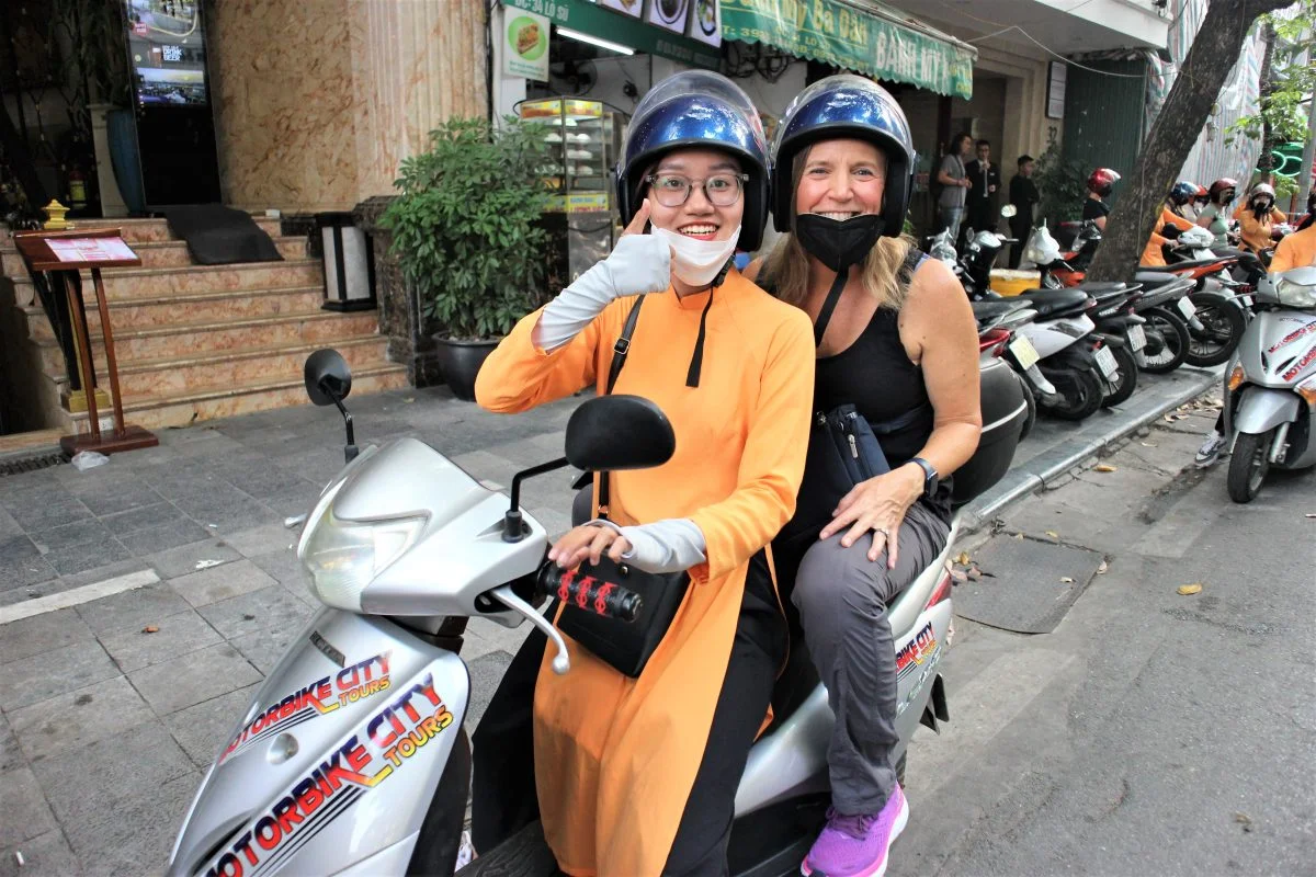 Hanoi Jeep Tours Led By Women: Hanoi City Jeep Tours By Vietnam People’s Army Legend Jeep