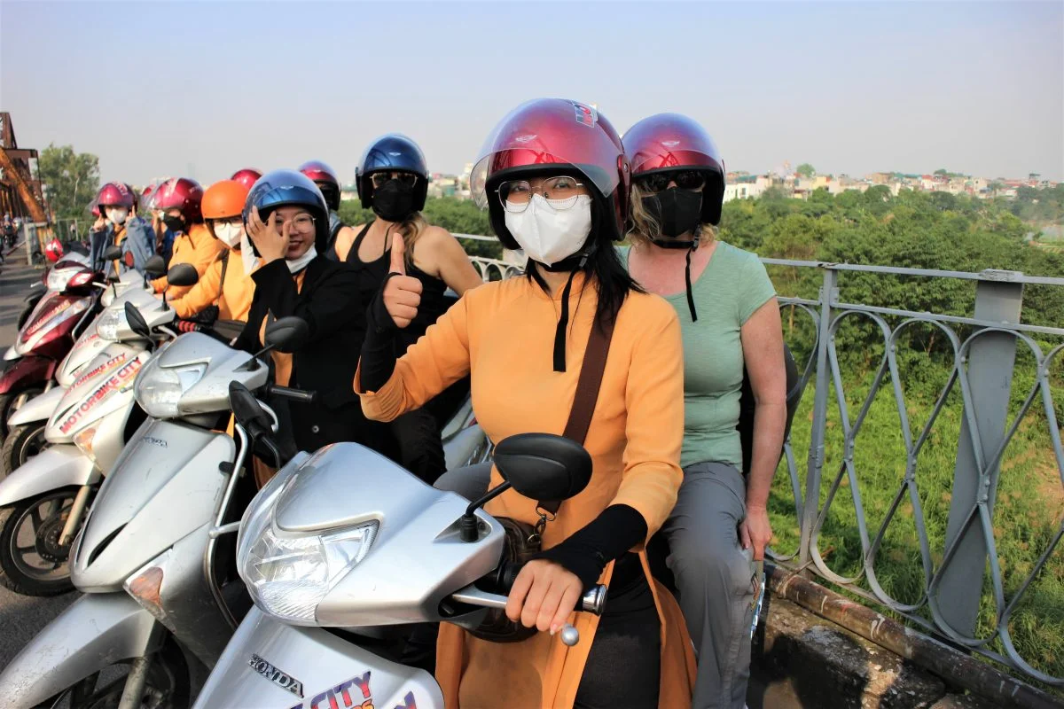 Hanoi Jeep Tours Led By Women: Hanoi City Jeep Tours By Vietnam People’s Army Legend Jeep