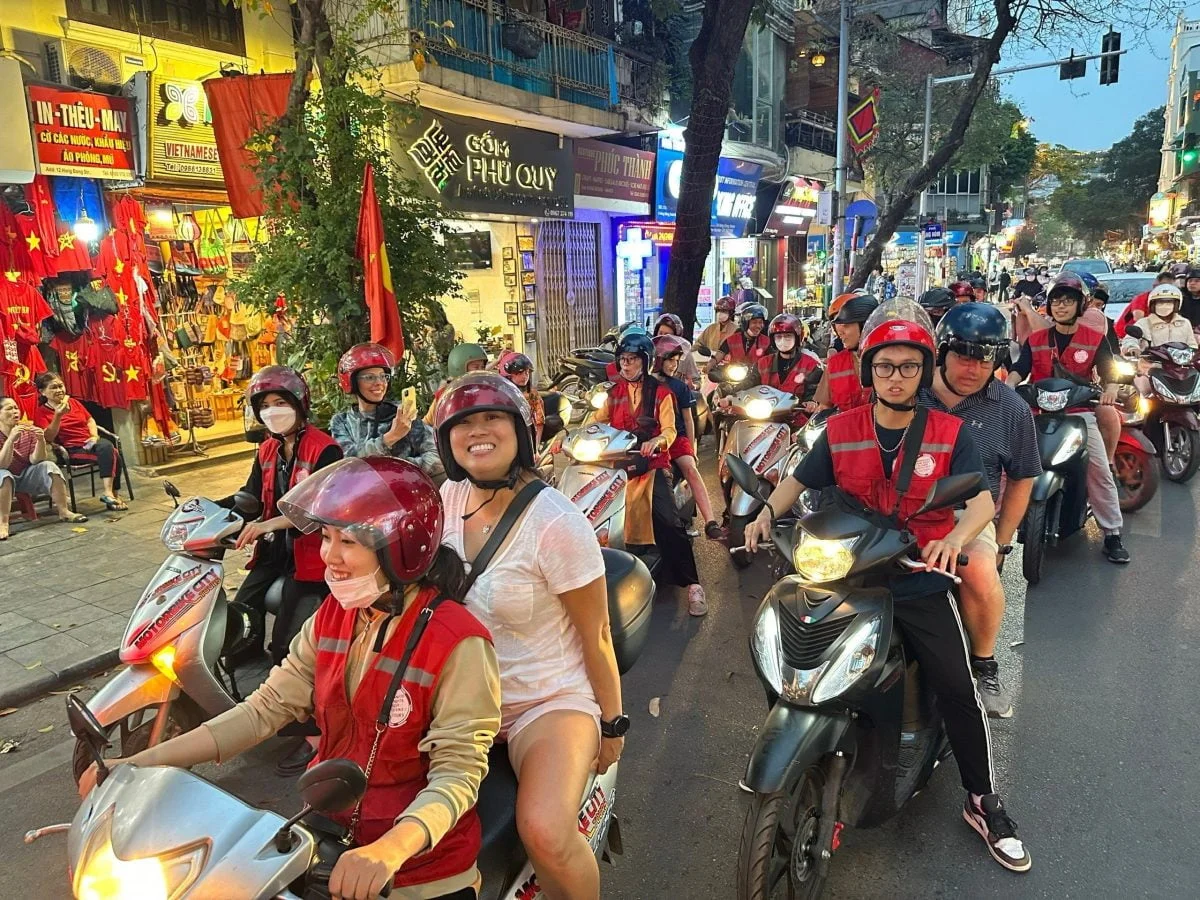 Hanoi Jeep Tours Led By Women: Hanoi City Jeep Tours By Vietnam People’s Army Legend Jeep