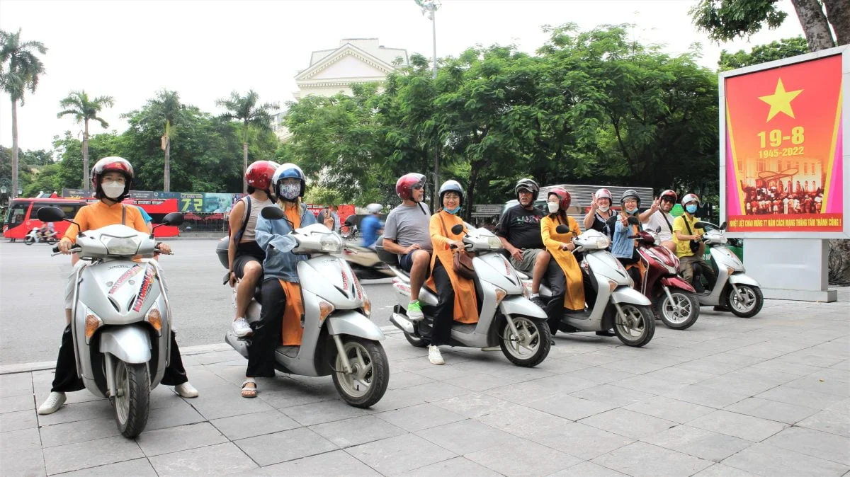 Hanoi Jeep Tours Led By Women: Hanoi City Jeep Tours By Vietnam People’s Army Legend Jeep