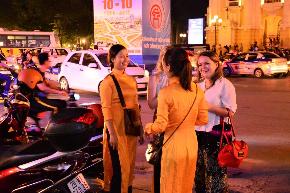 Hanoi Jeep Tours Led By Women: Hanoi City Jeep Tours By Vietnam People’s Army Legend Jeep