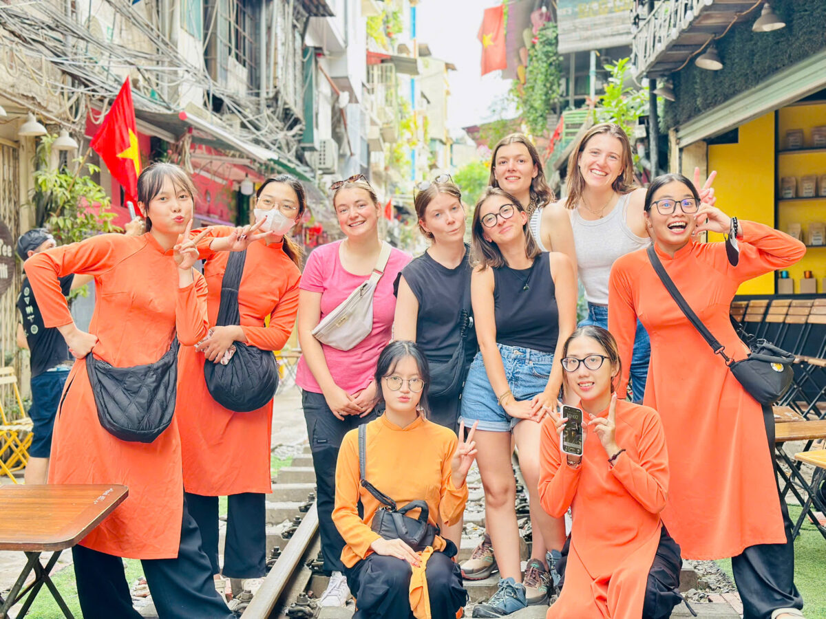 HANOI STREET FOOD TOUR HANOI STREET FOOD TOUR