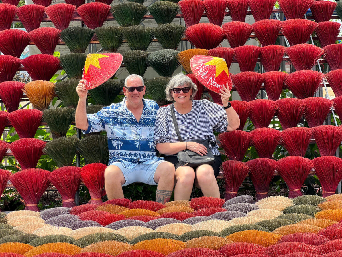 Hanoi Private Half Day Tour to Quang Phu Cau Incense Village and Chuong Conical Hat Village