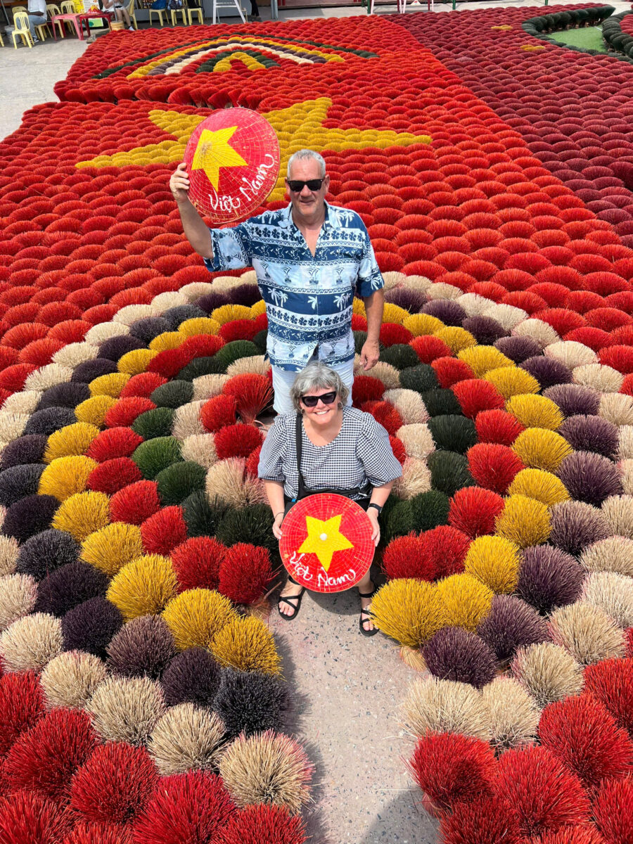 Hanoi Private Half Day Tour to Quang Phu Cau Incense Village and Chuong Conical Hat Village